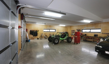 The spacious internal garage | Builders in New Plymouth